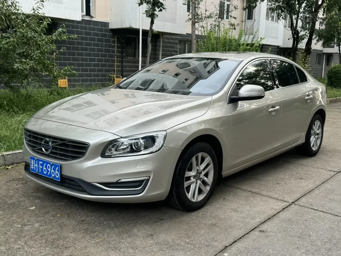 Volvo S60