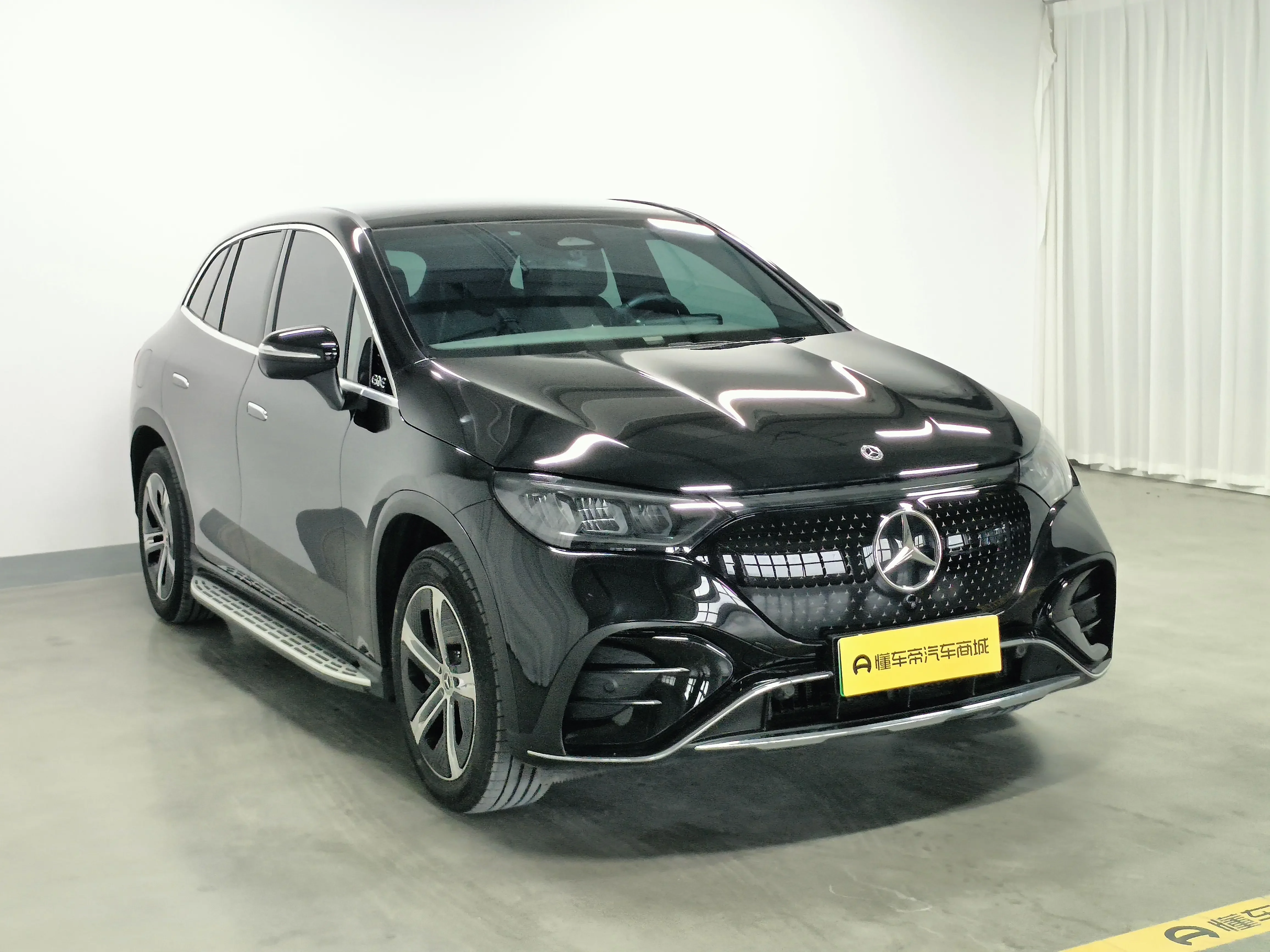 Mercedes-Benz EQE SUV