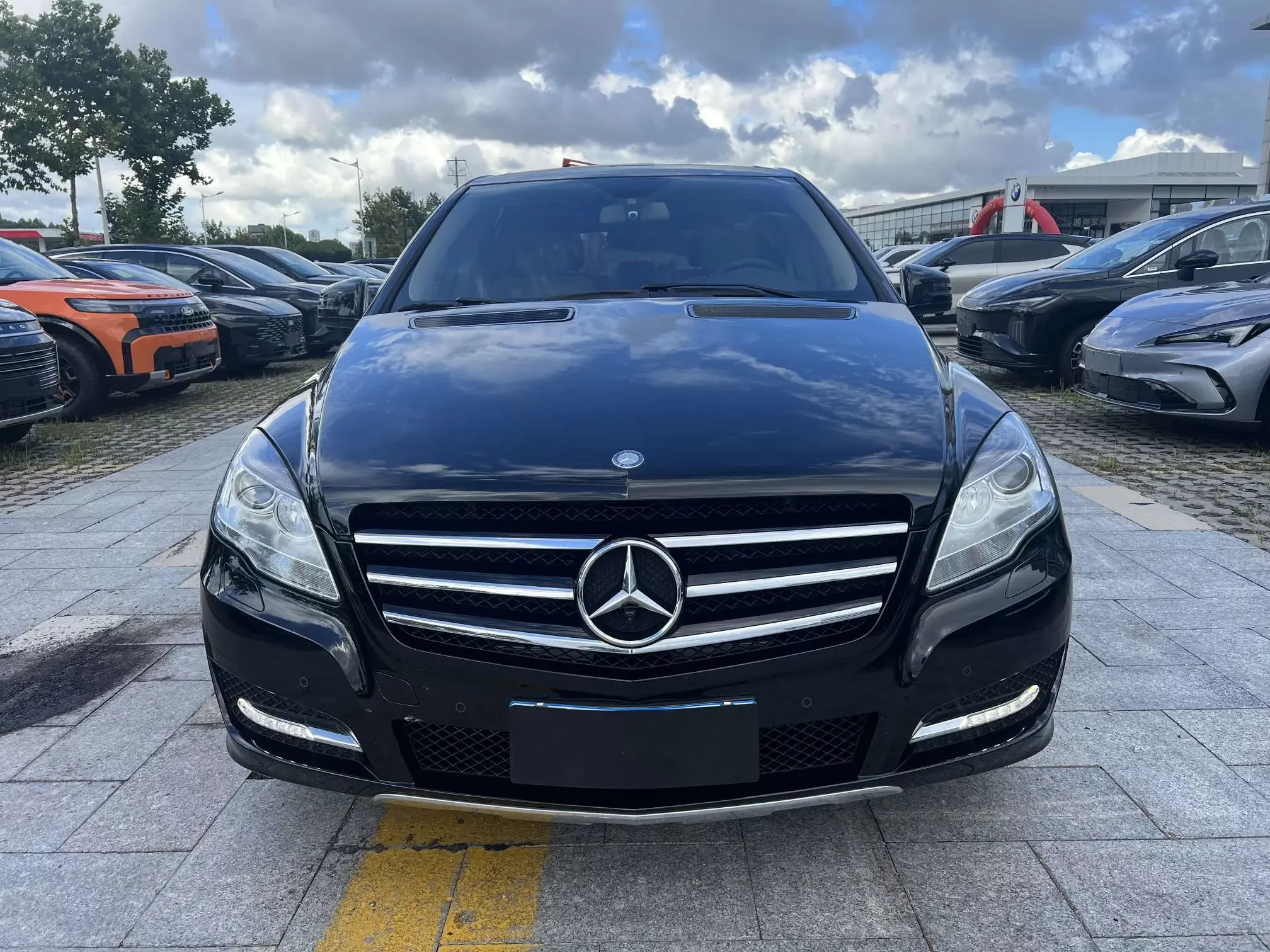 Mercedes-Benz R-Class