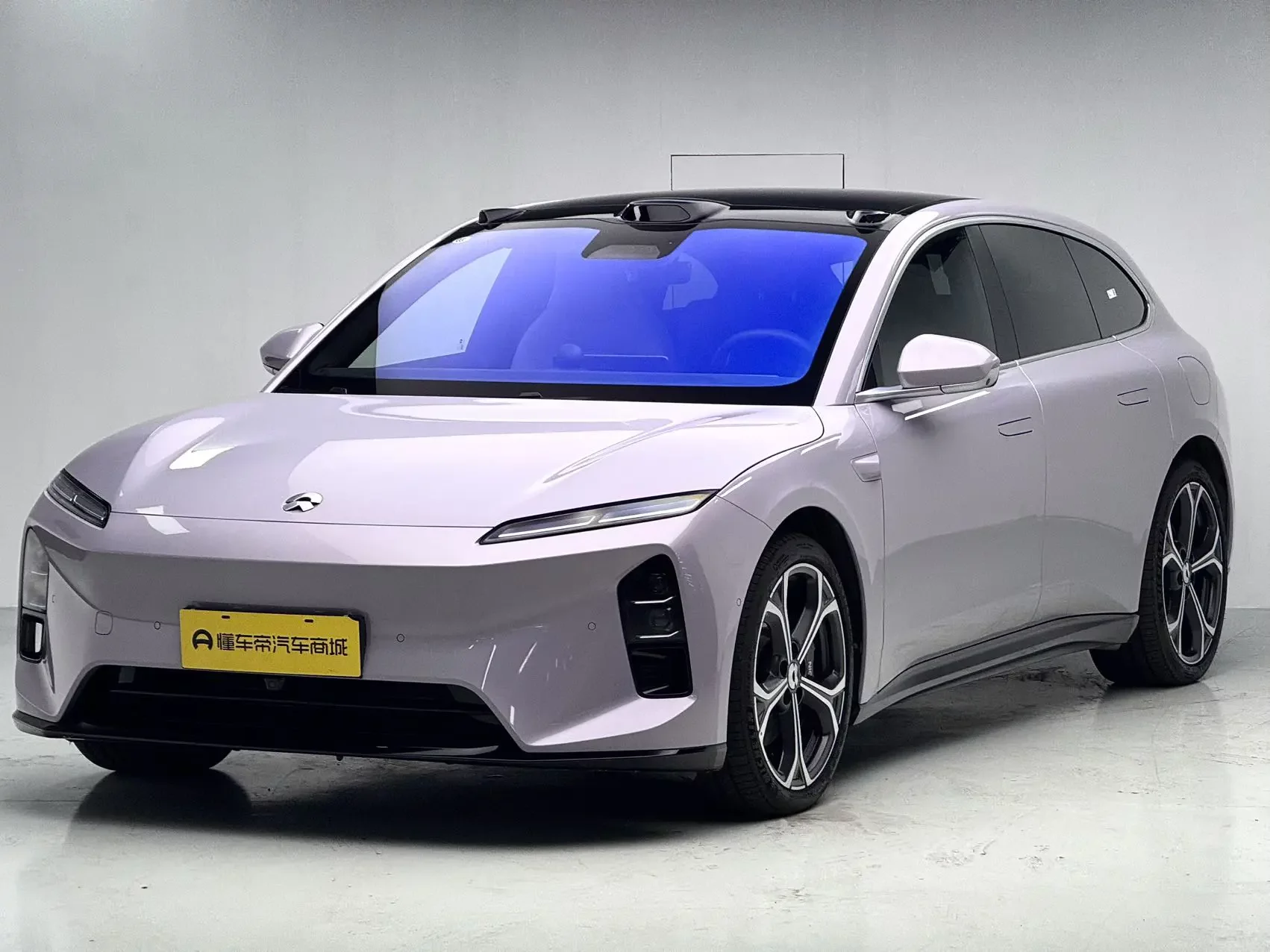 NIO ET5T