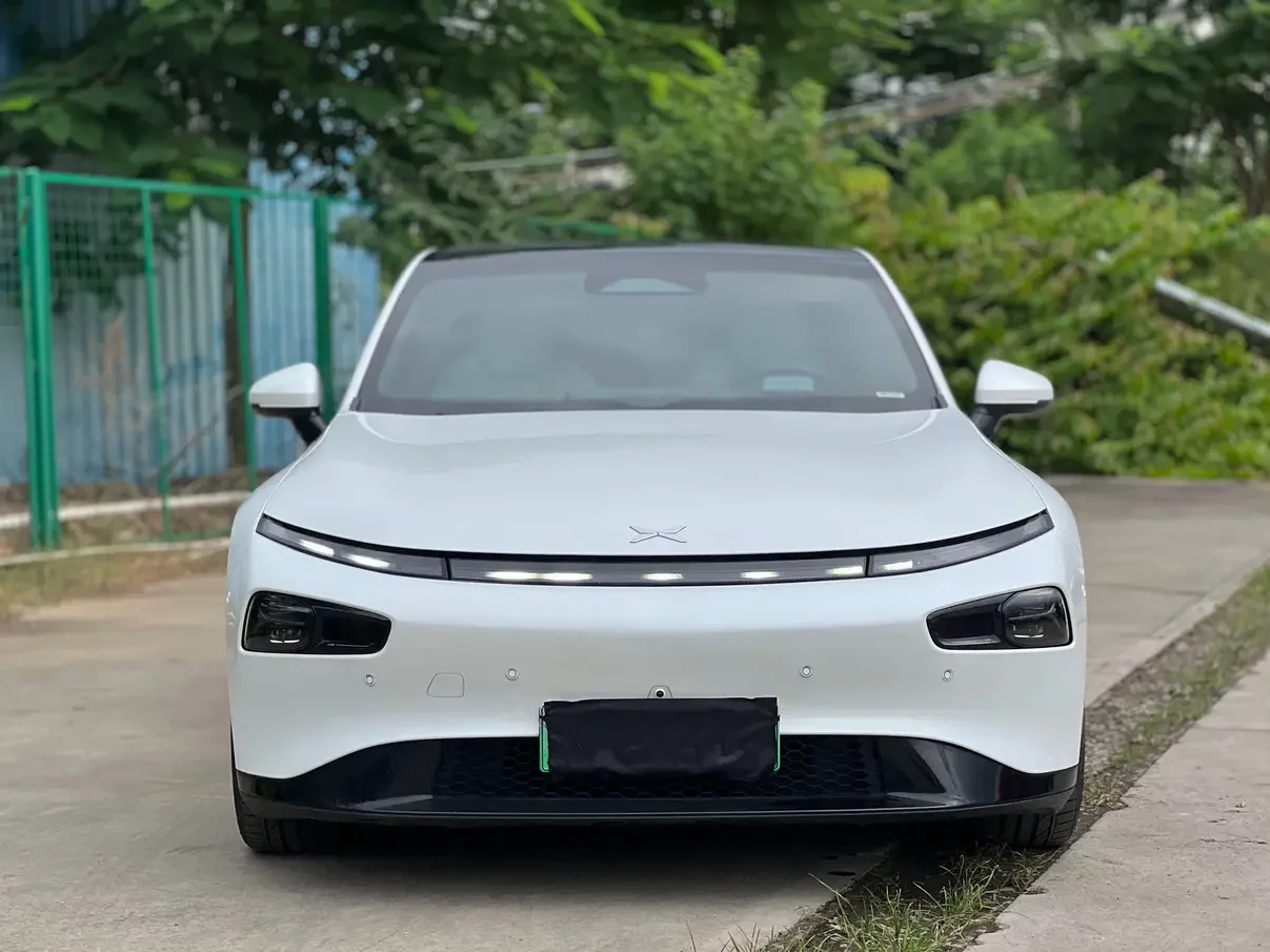 Xpeng P7