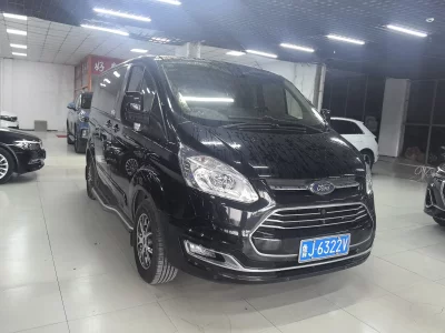 Ford Toureo