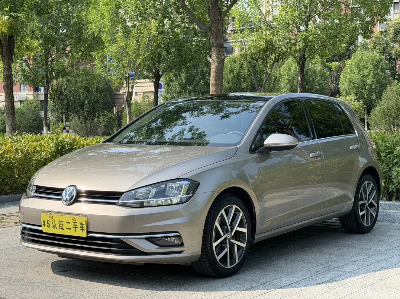 Volkswagen golf