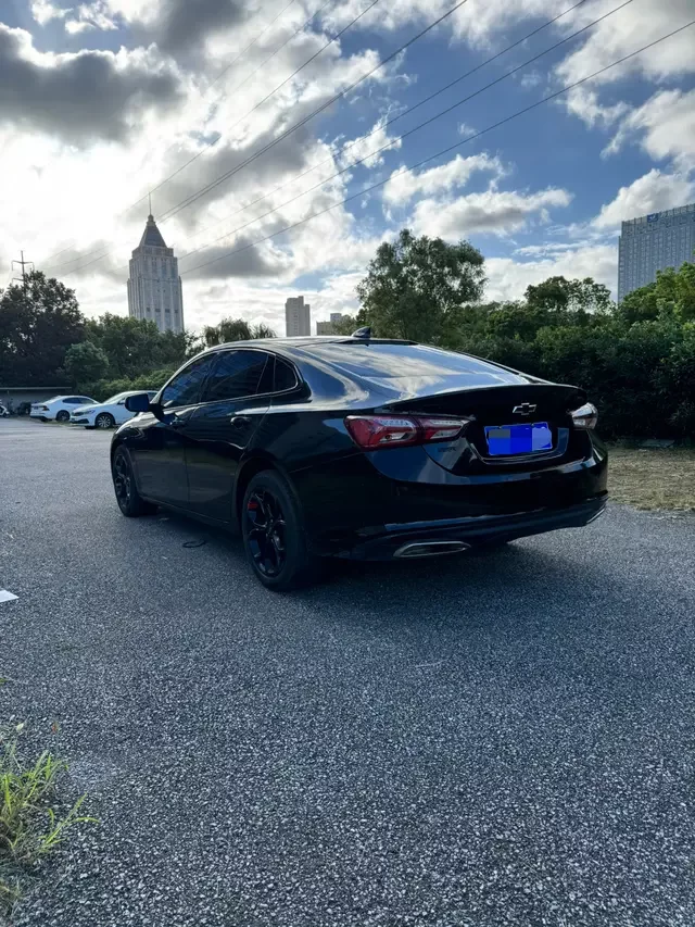 Chevrolet Malibu XL