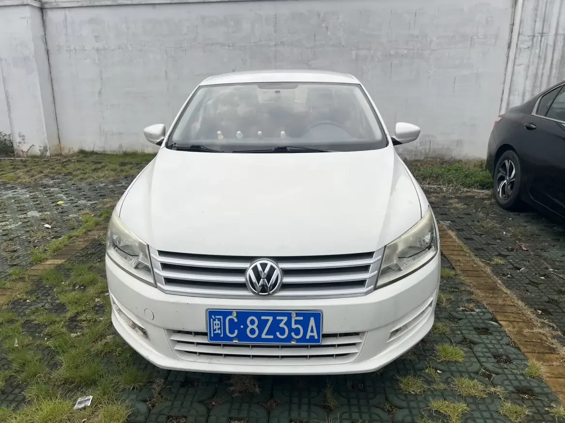 Volkswagen Santana  из Китая