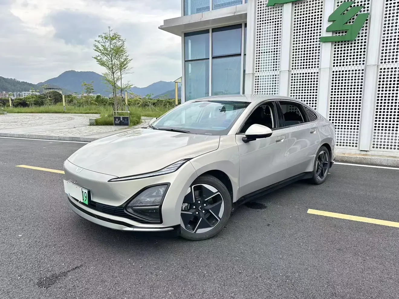 Wuling Starlight EV  из Китая