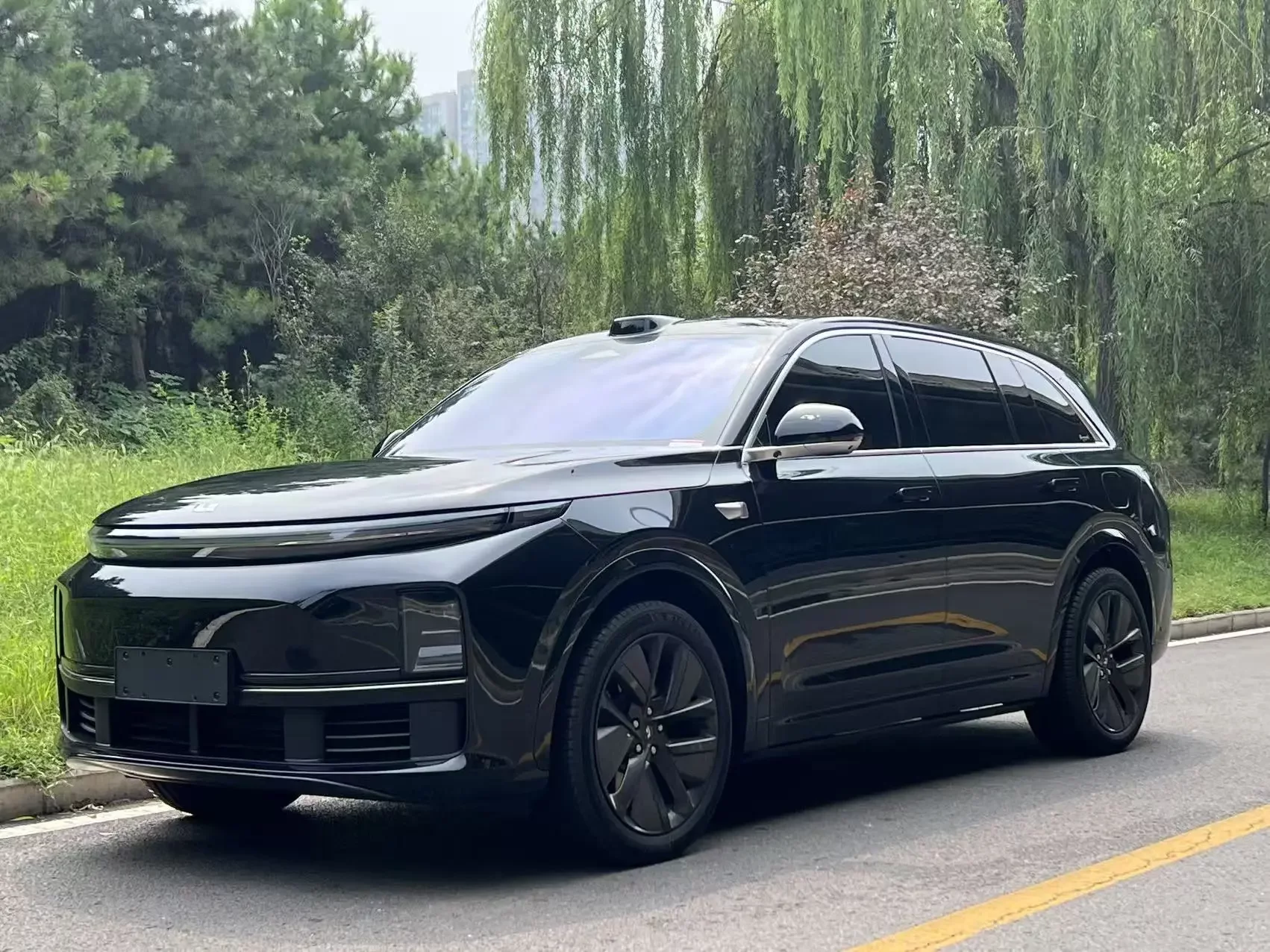 Li L7 (Ideal L7)  из Китая