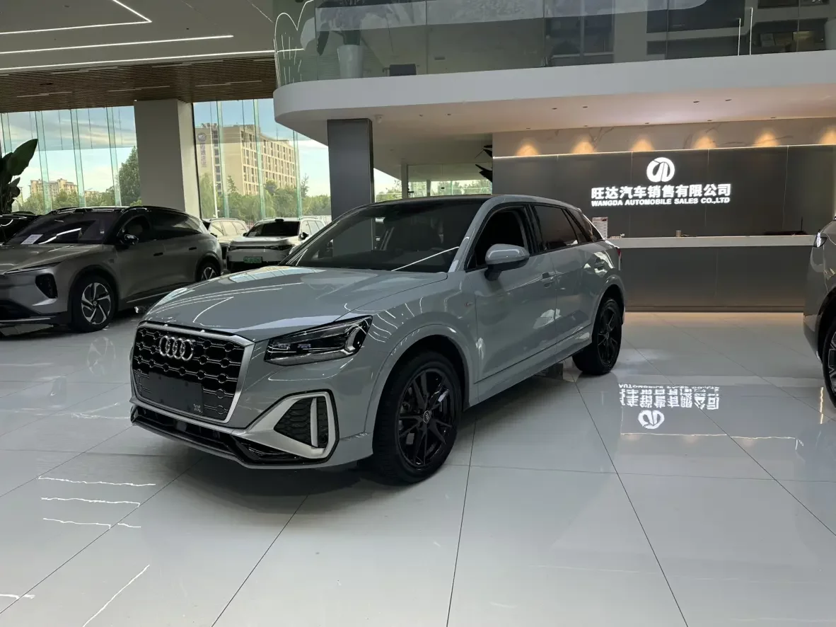 Audi Q2L  из Китая