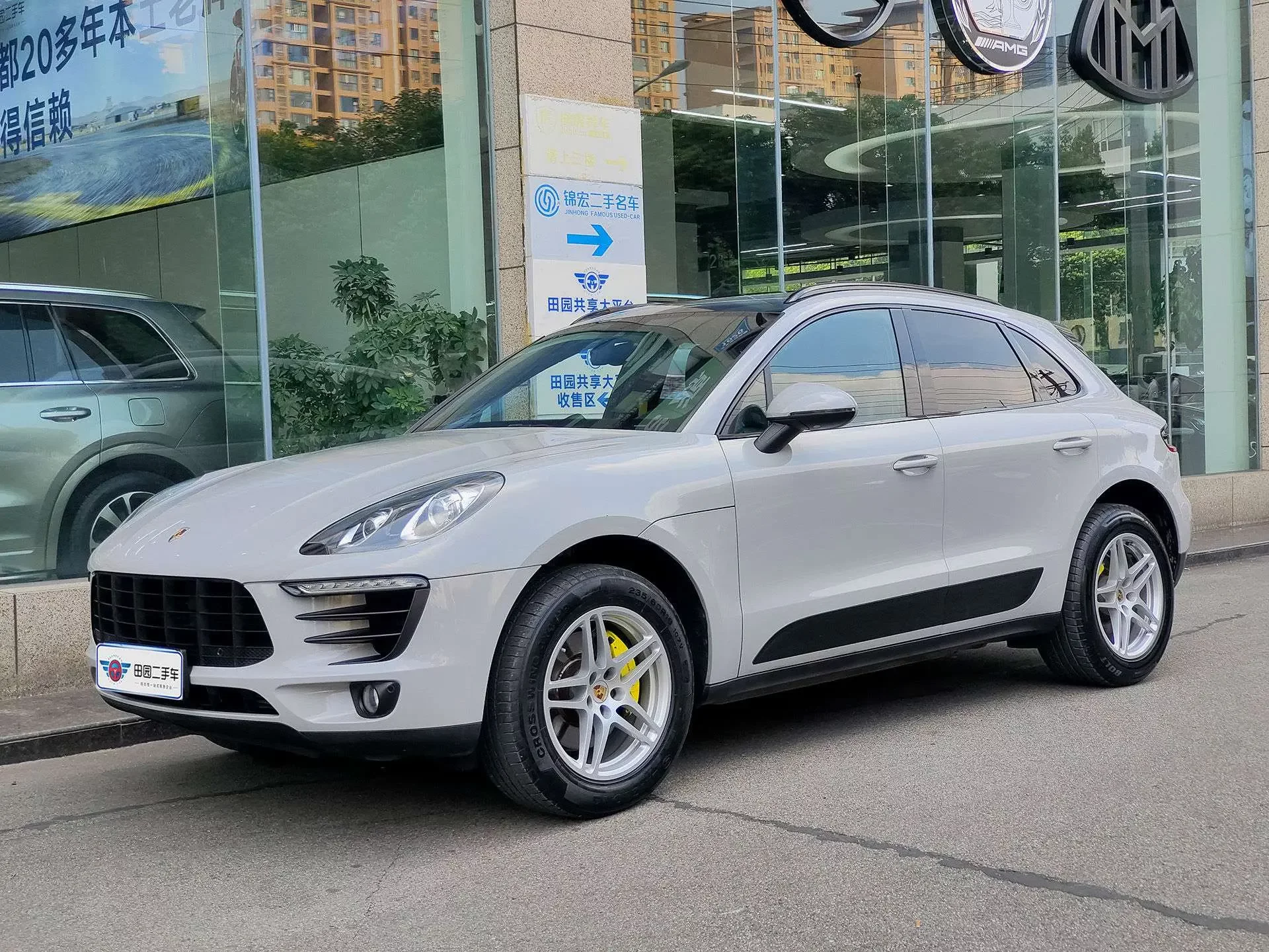 Porsche Macan  из Китая
