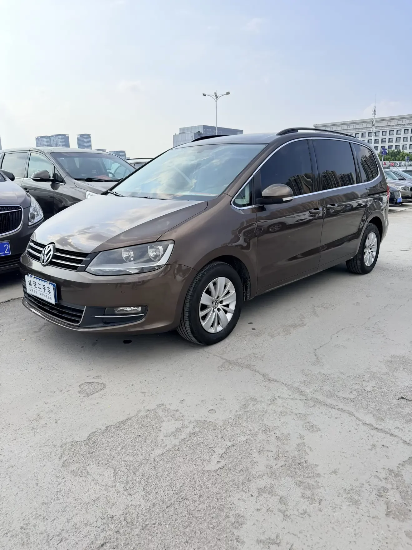 Volkswagen Sharon