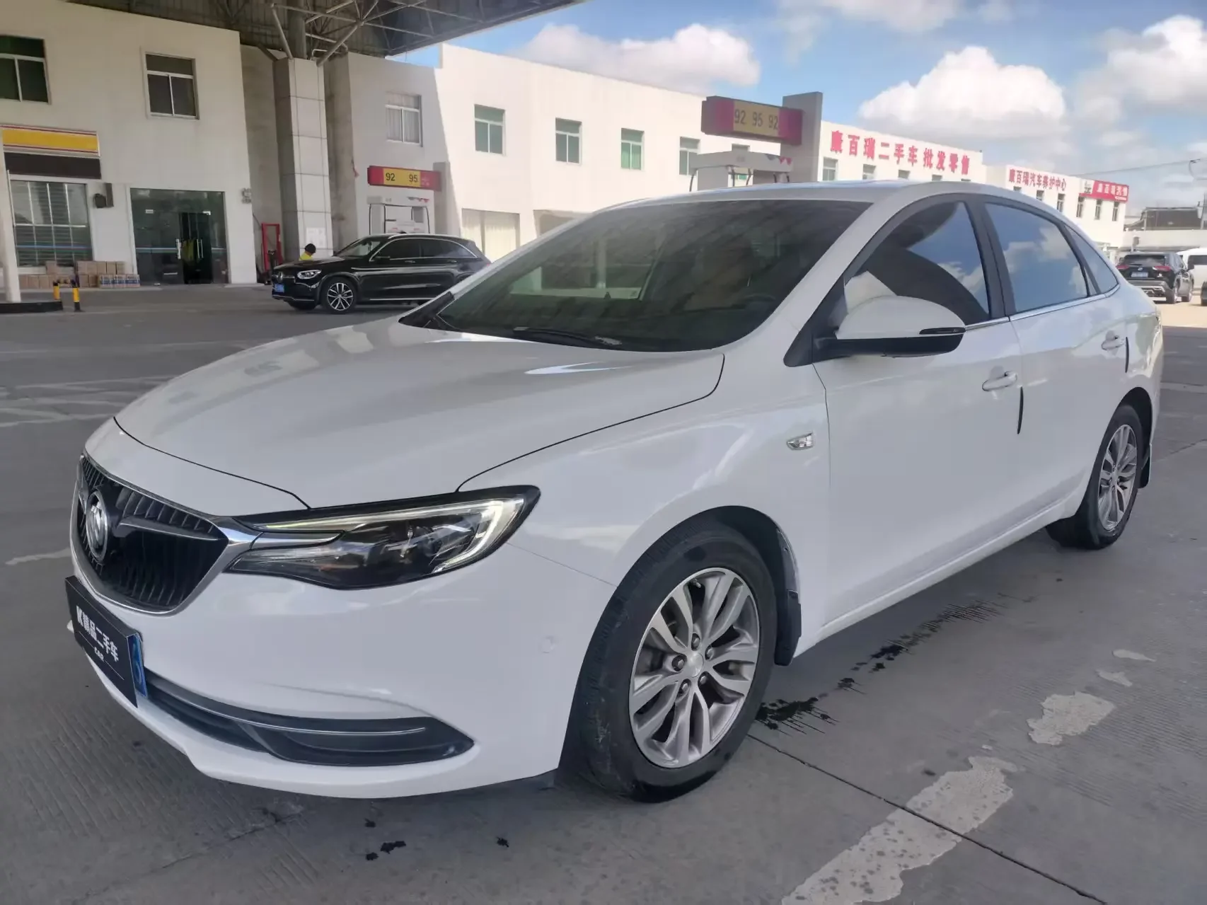 Buick Yinglang