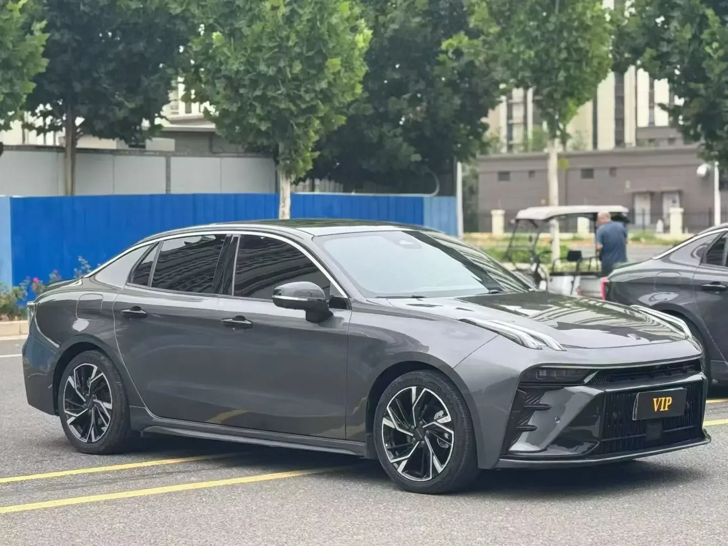 Lynk & Co 03