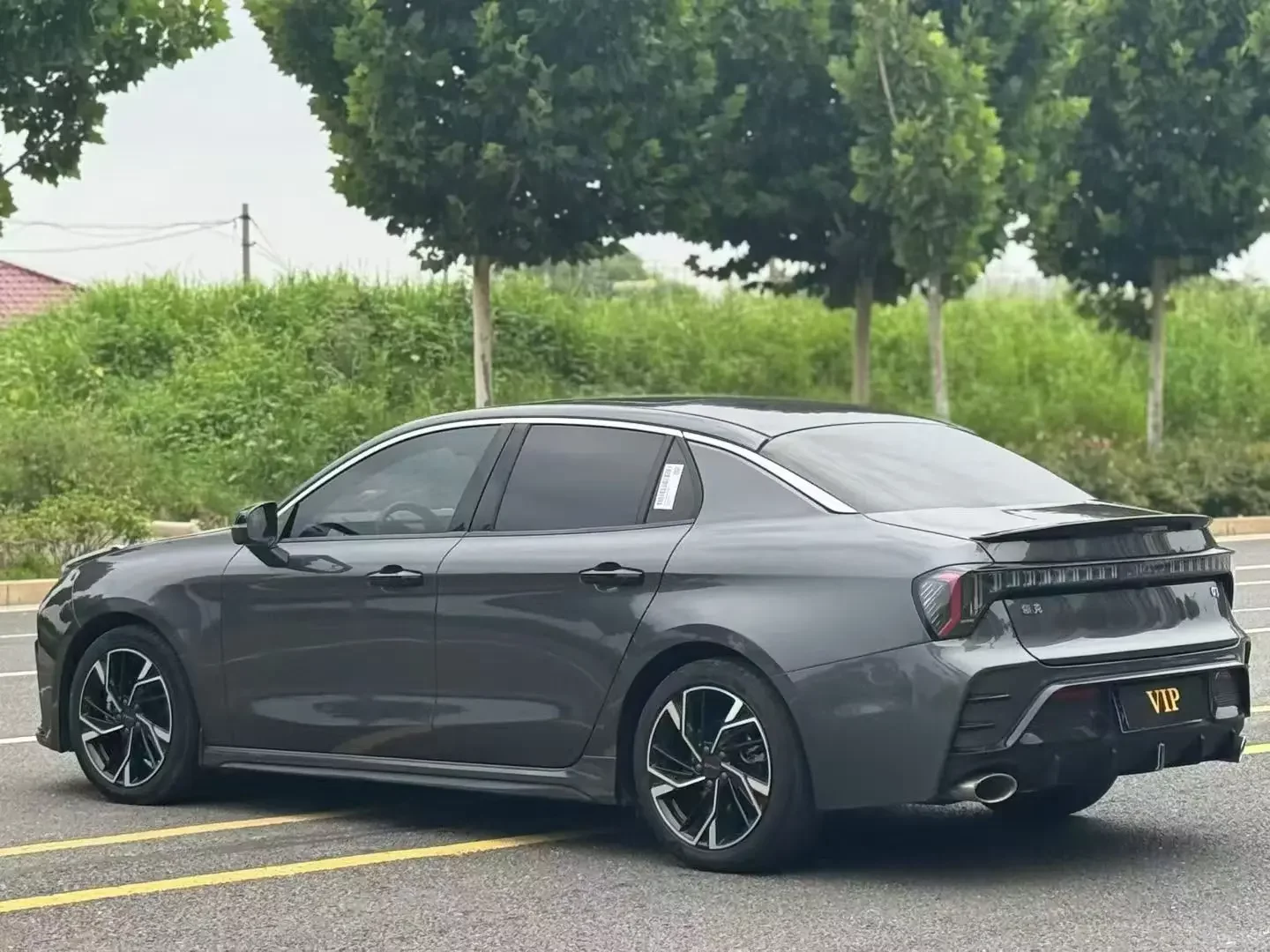 Lynk & Co 03