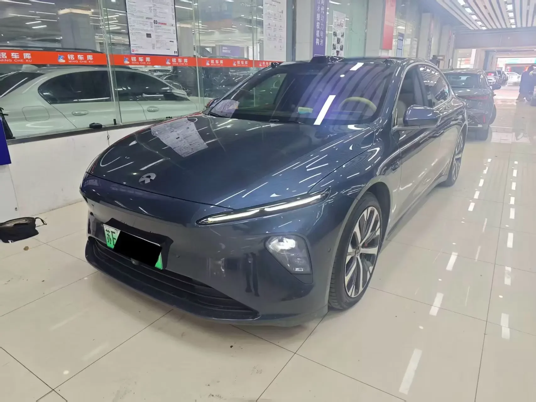 NIO ET7