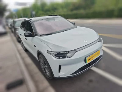 Leapmotor C11