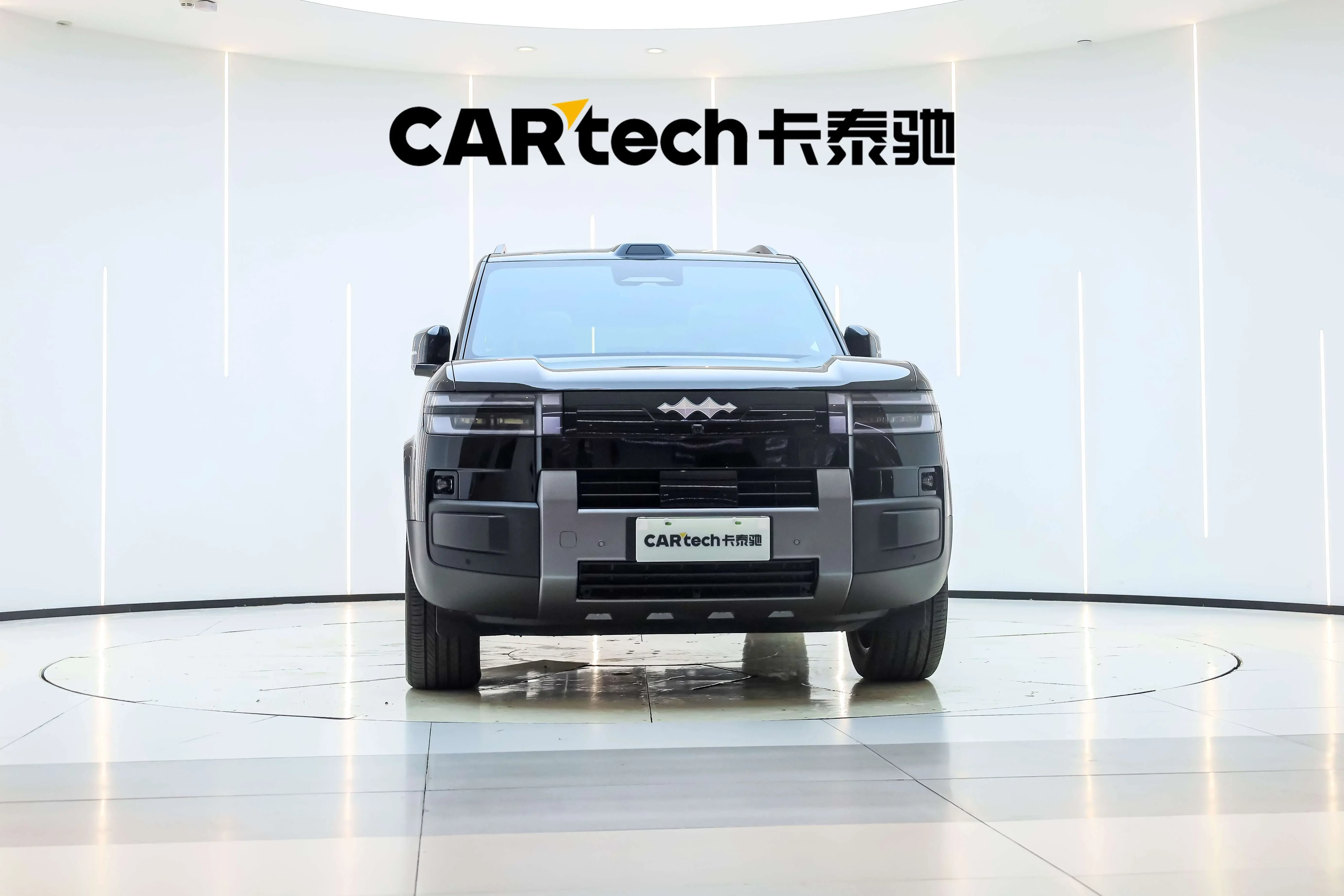 BYD Leopard Titanium 7 PHEV