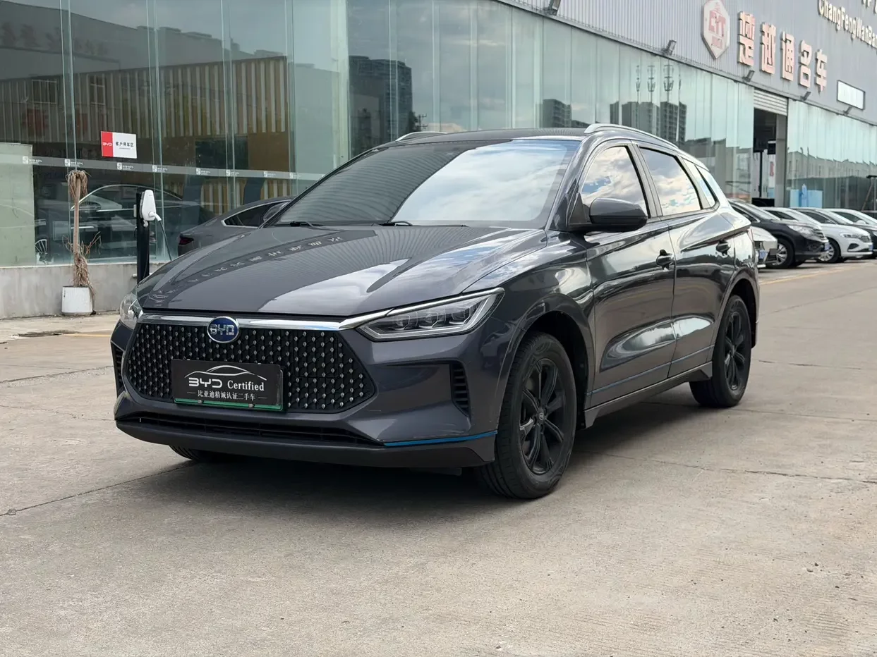 BYD e2