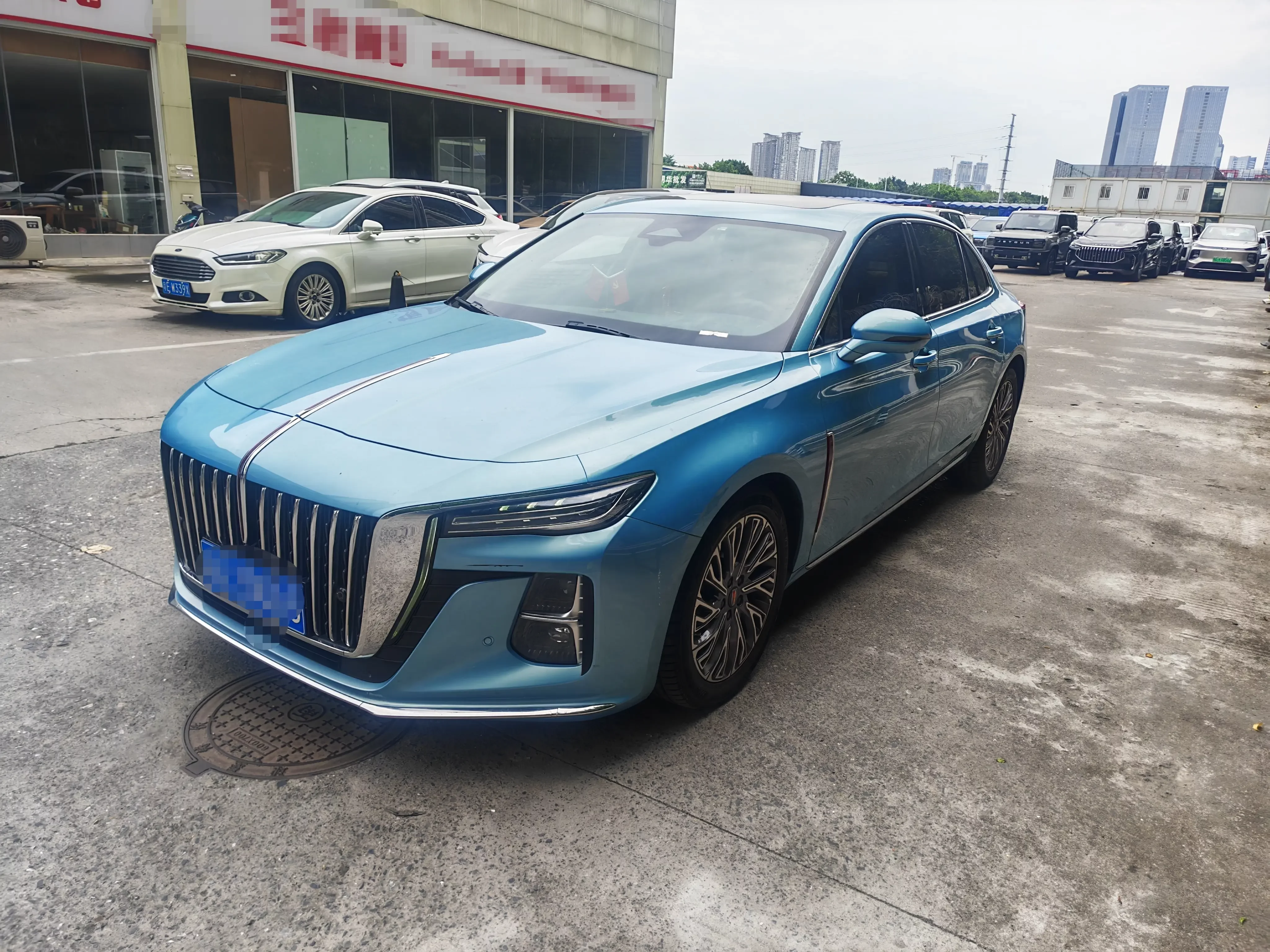 Hongqi H5