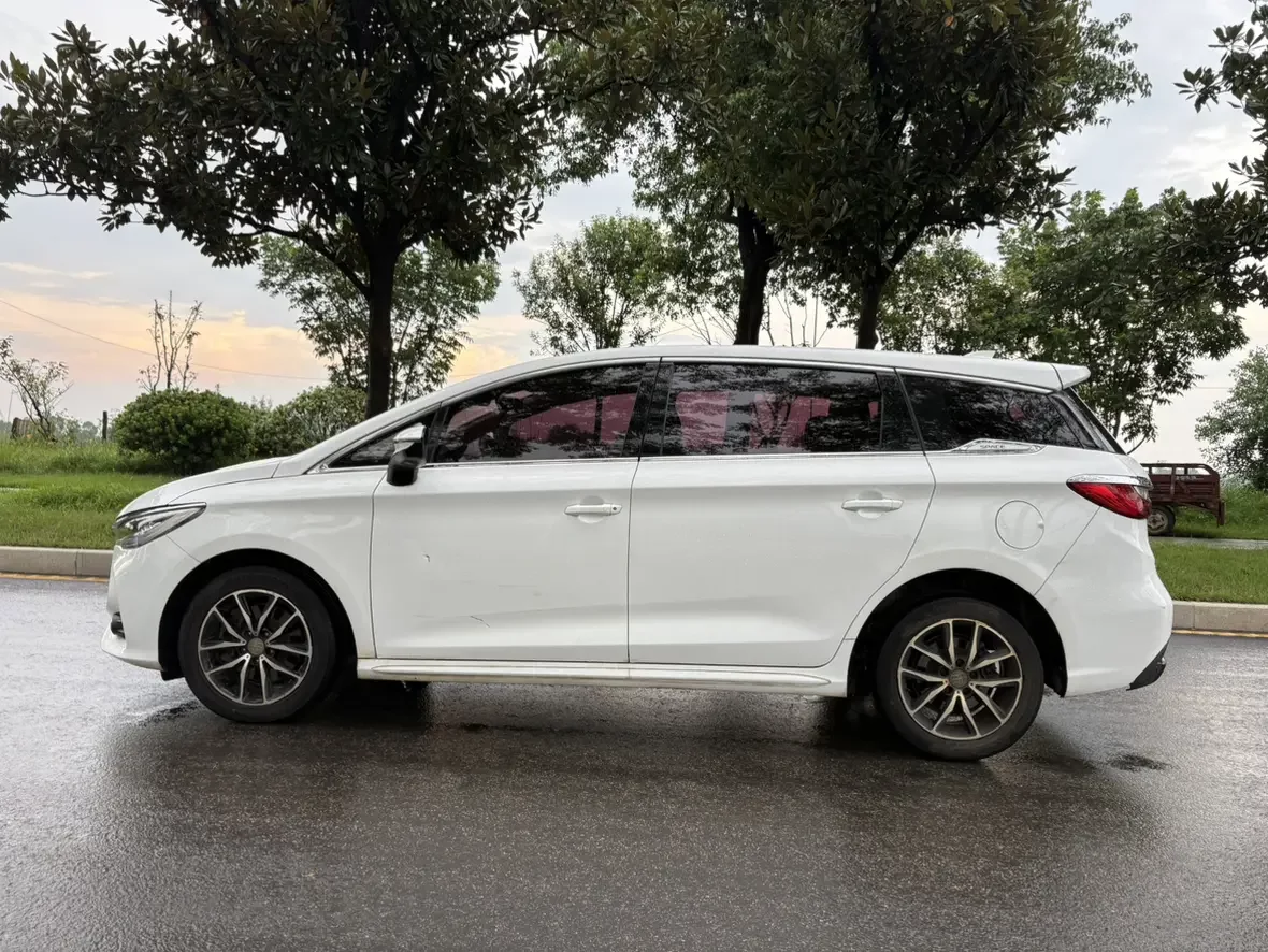 BYD Song MAX