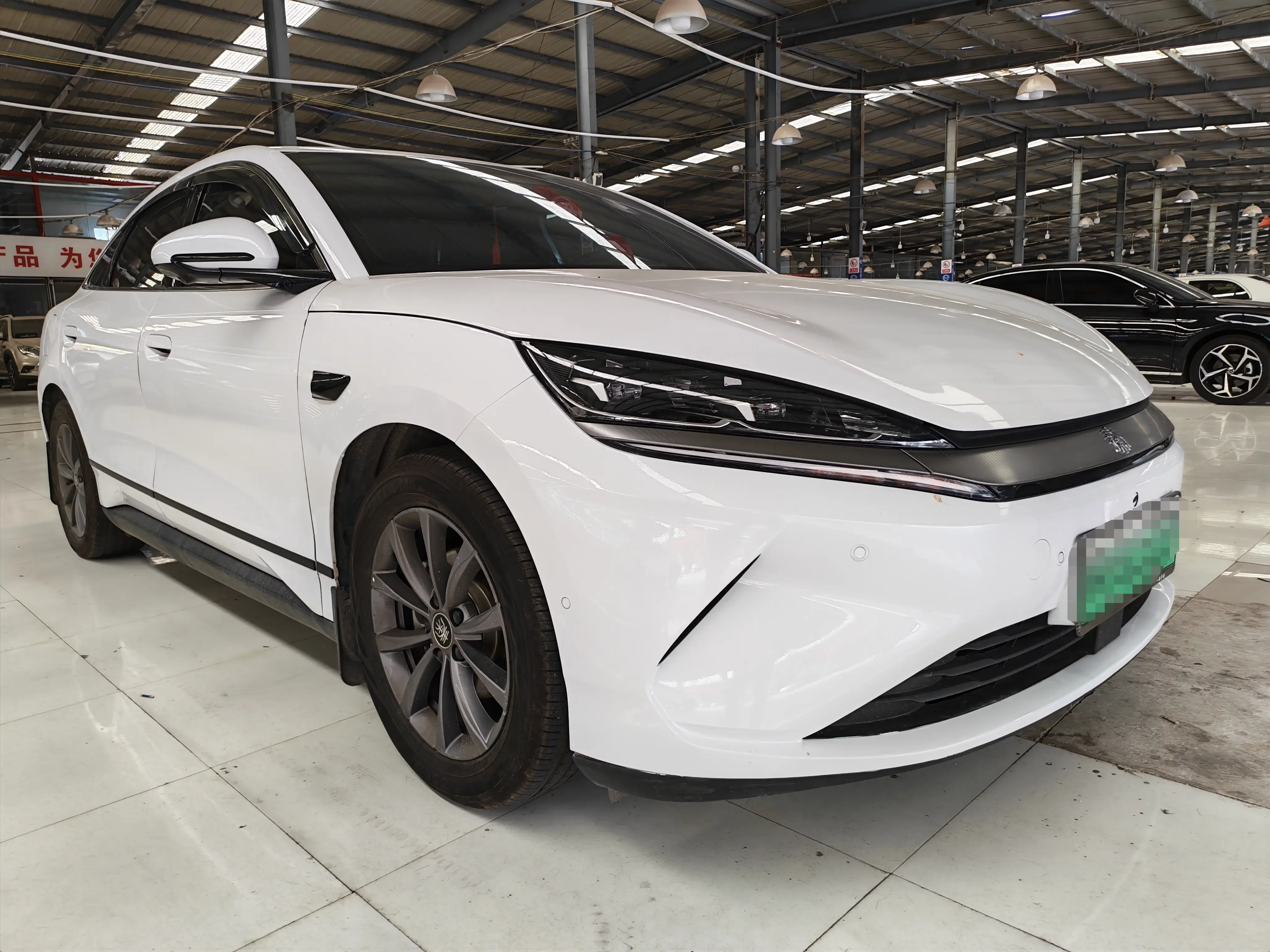 BYD Qin L EV
