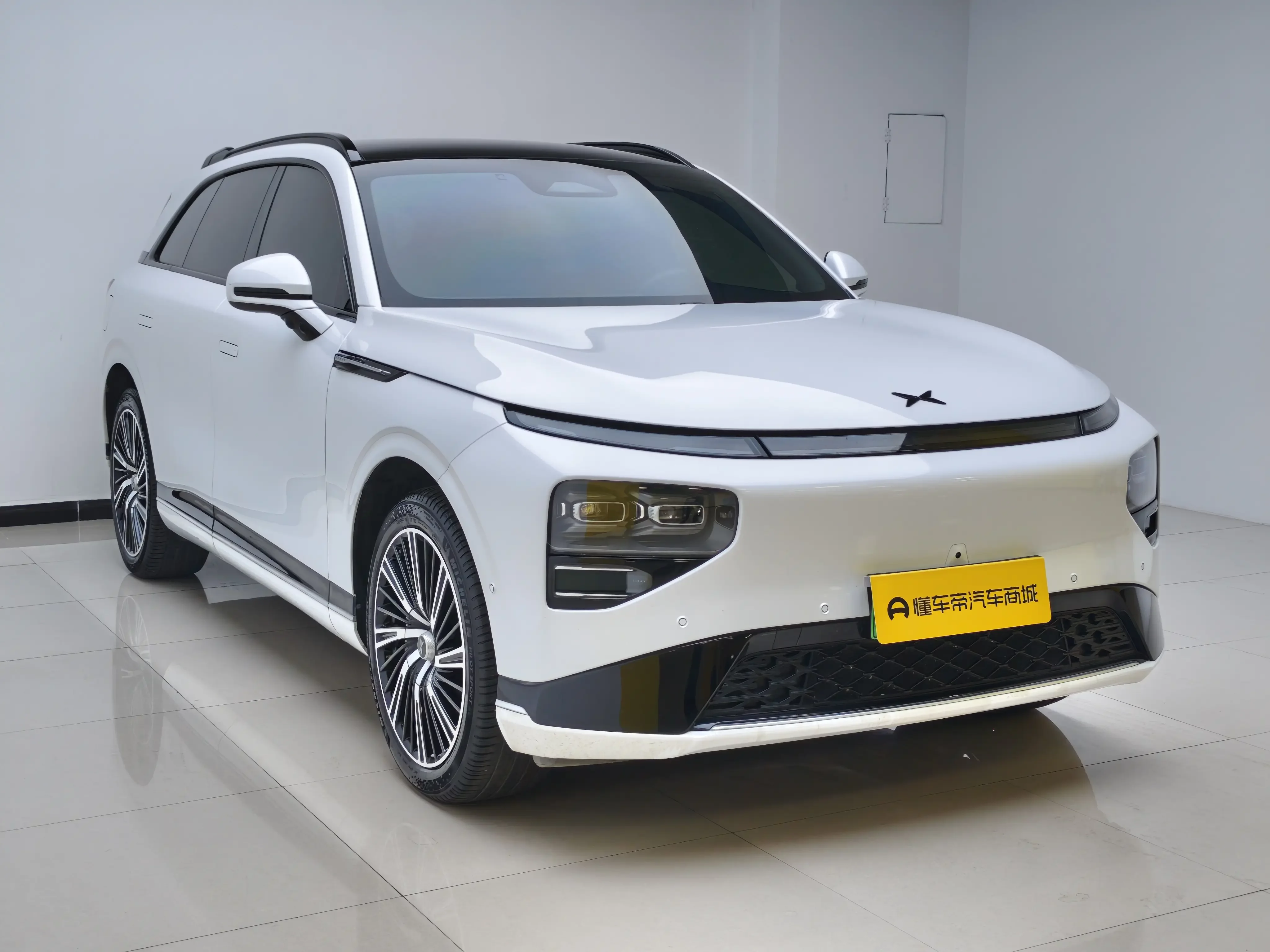 Xpeng G9