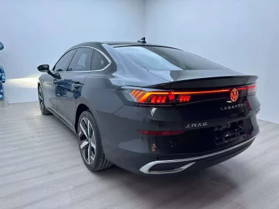 Volkswagen Lamando