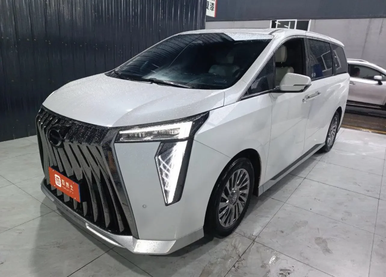 GAC Trumpchi M8