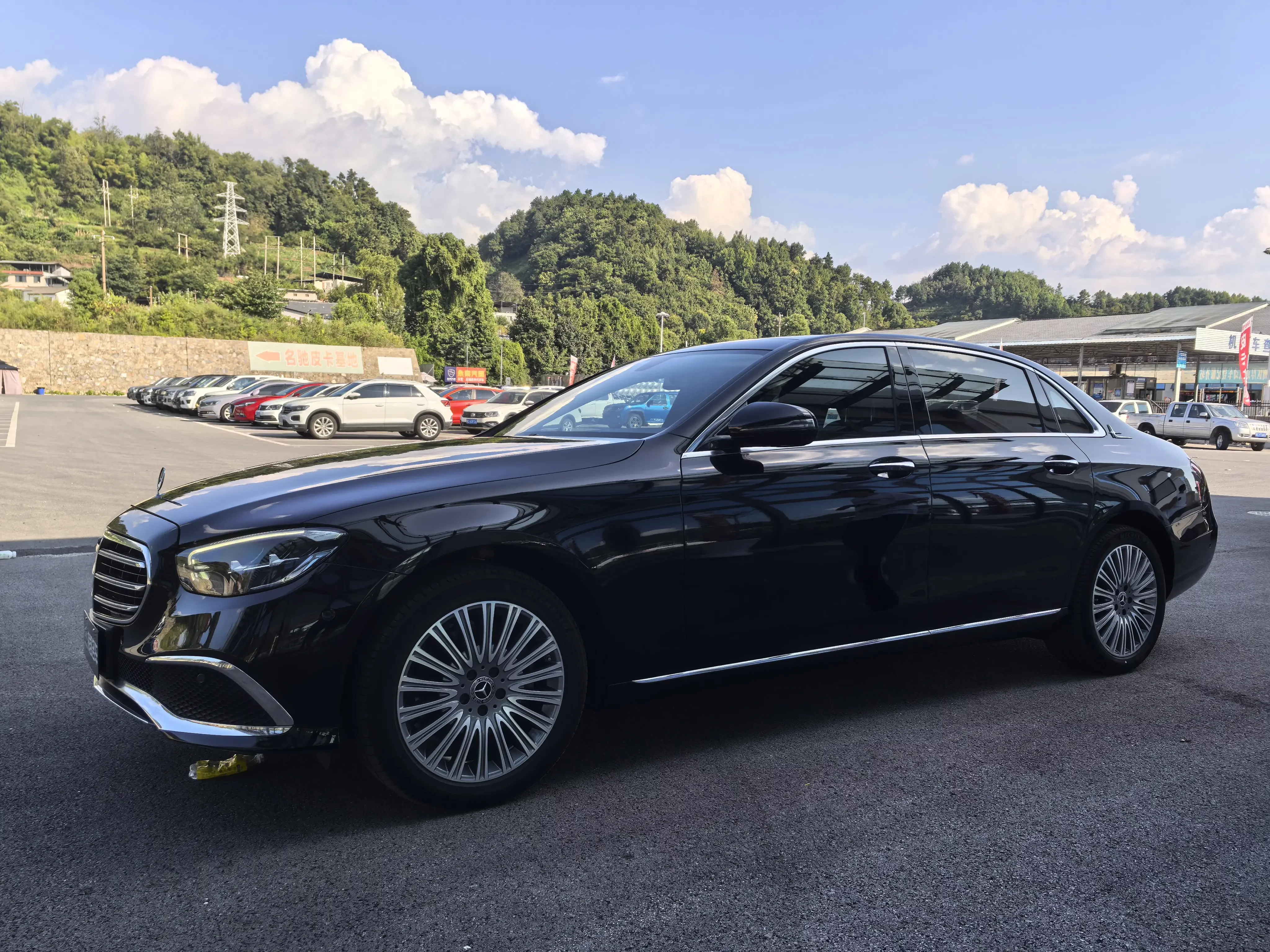 MERCEDES-BENZ E-CLASS