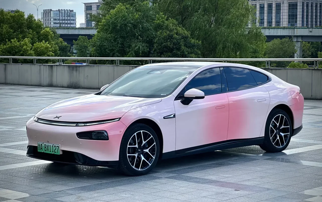 Xpeng P7