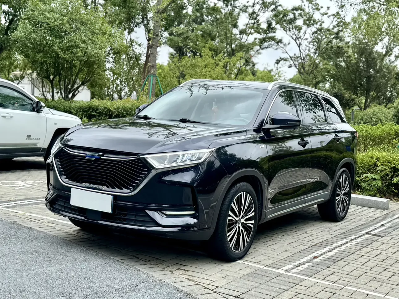 Oshan Changan Auchan X7