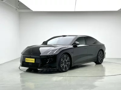 Lynk & Co 10 EM-P