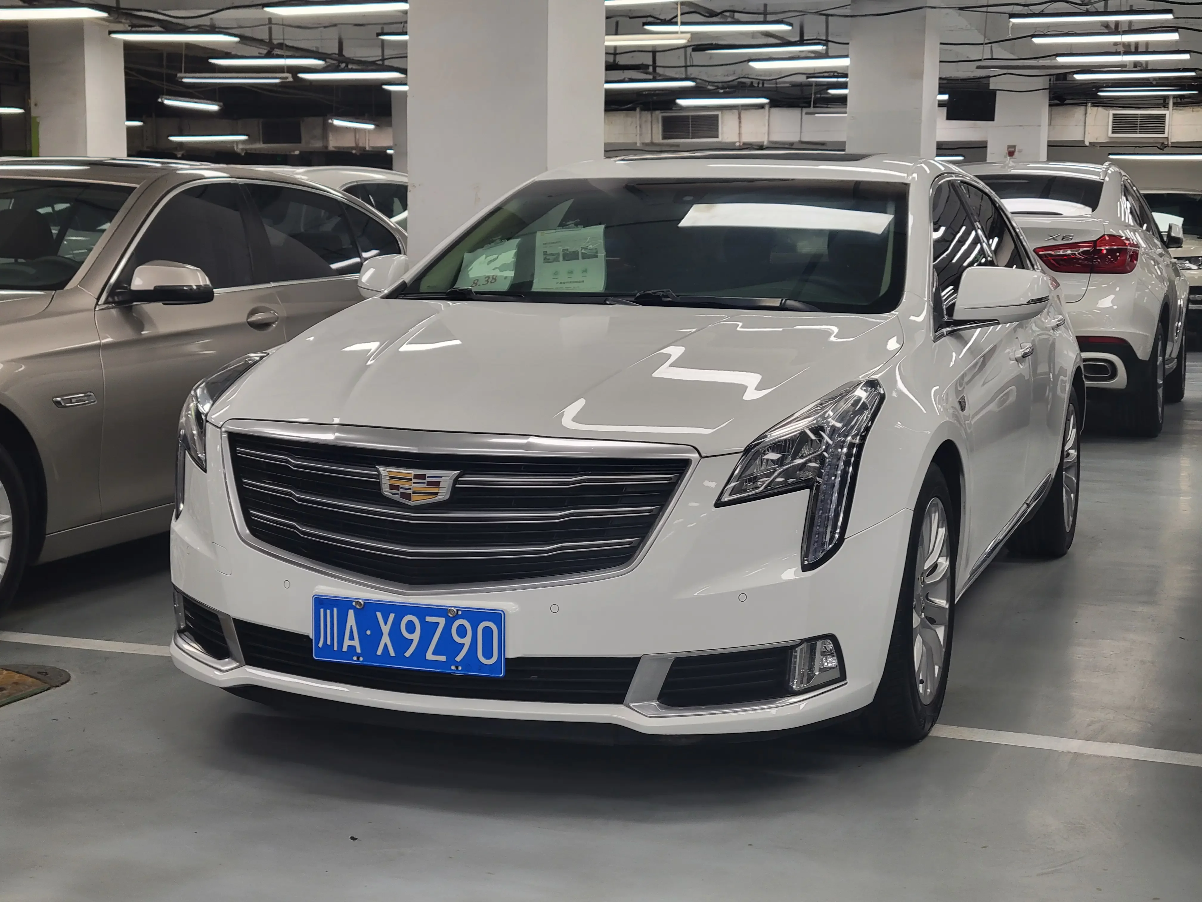 Cadillac XTS