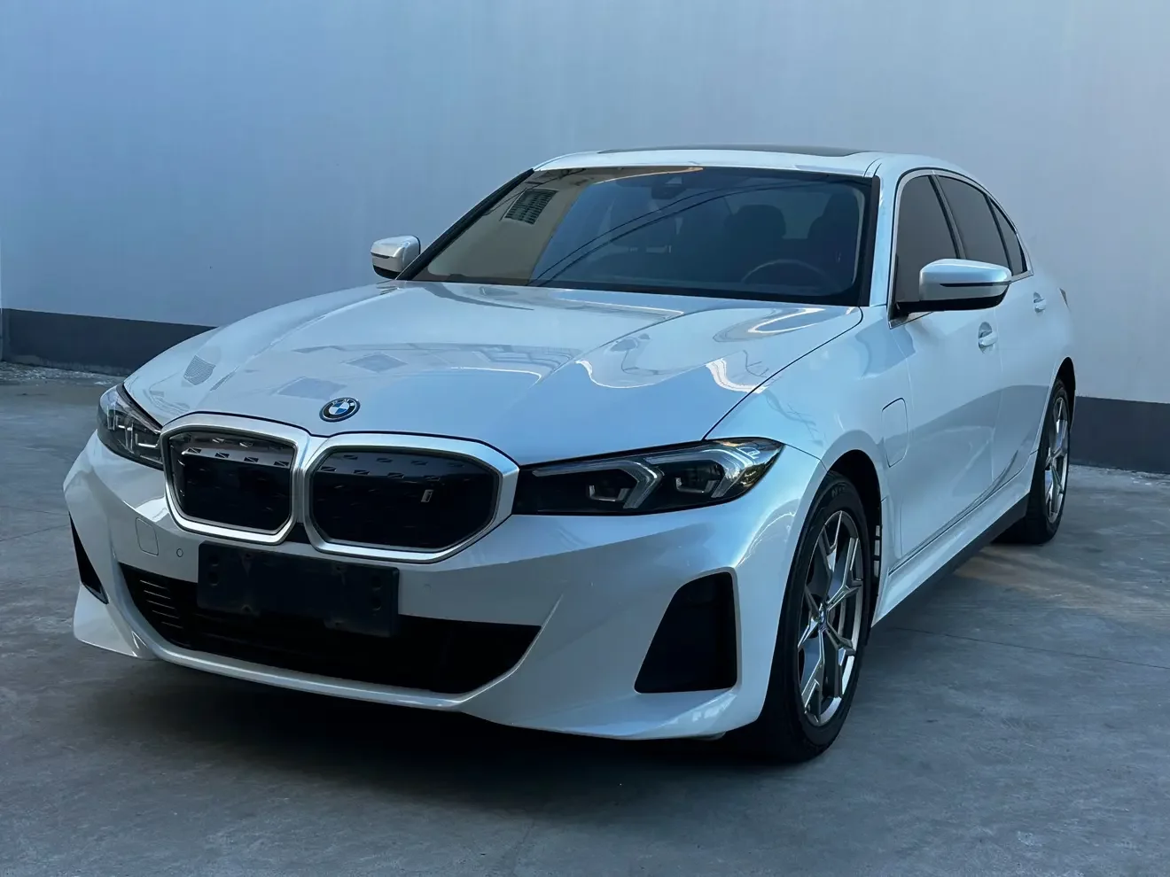 BMW I3