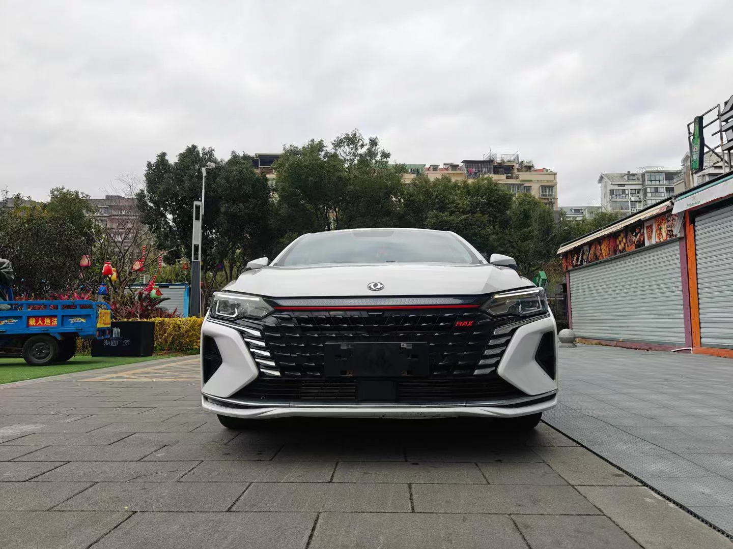 Dongfeng Yixuan MAX