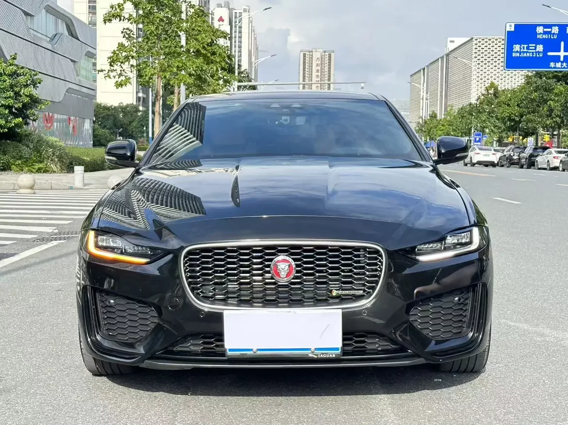 Jaguar XEL