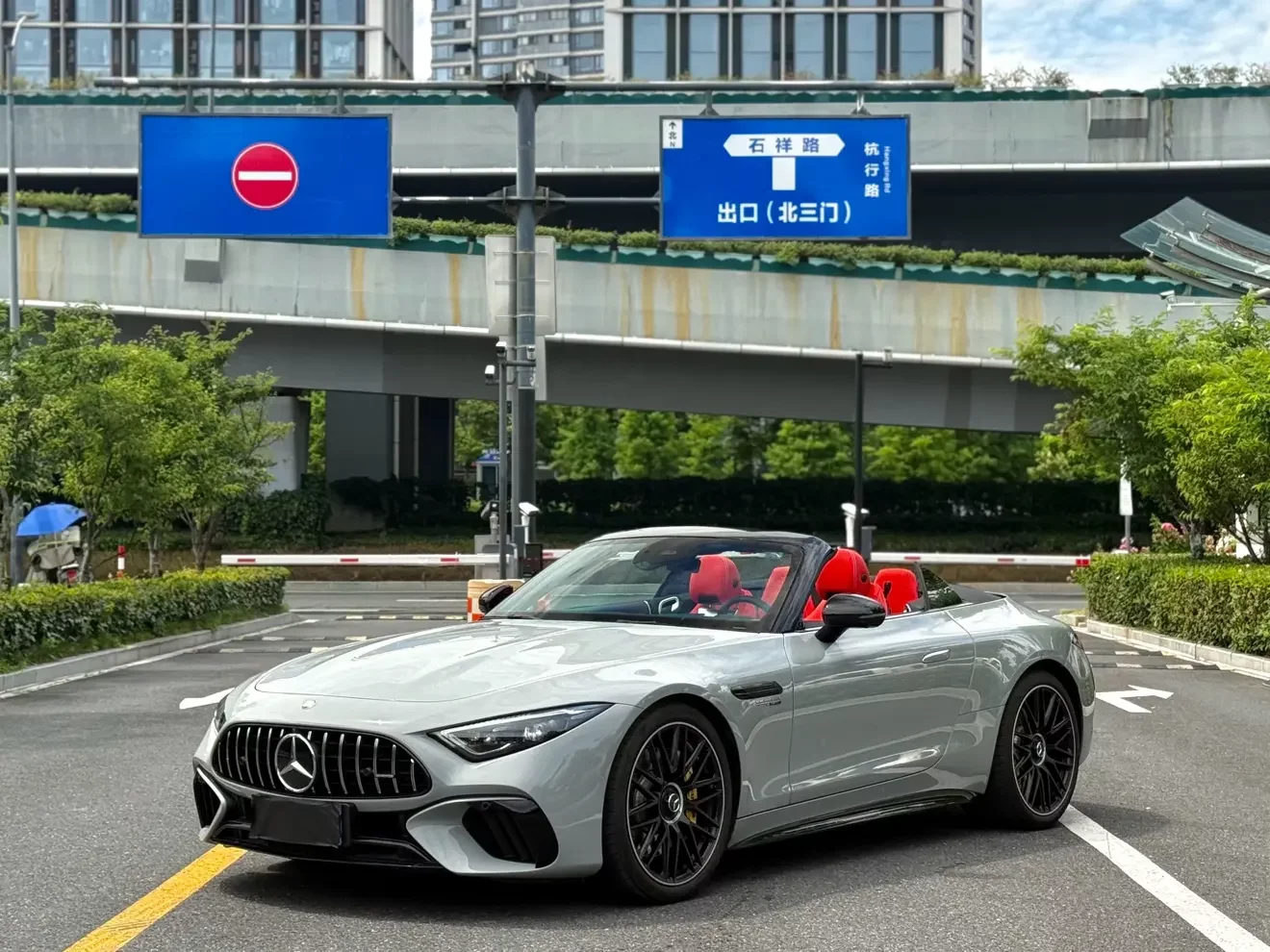 Mercedes-Benz SL-Class AMG  из Китая