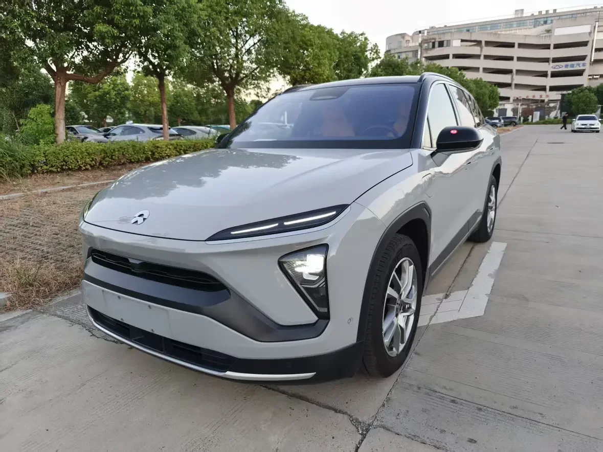 NIO ES6