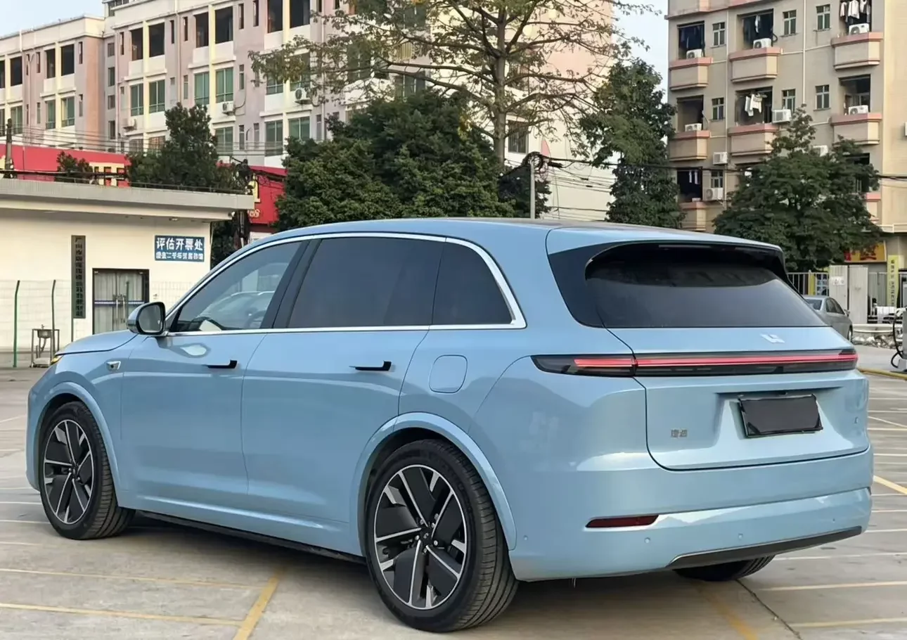 Lixiang L7