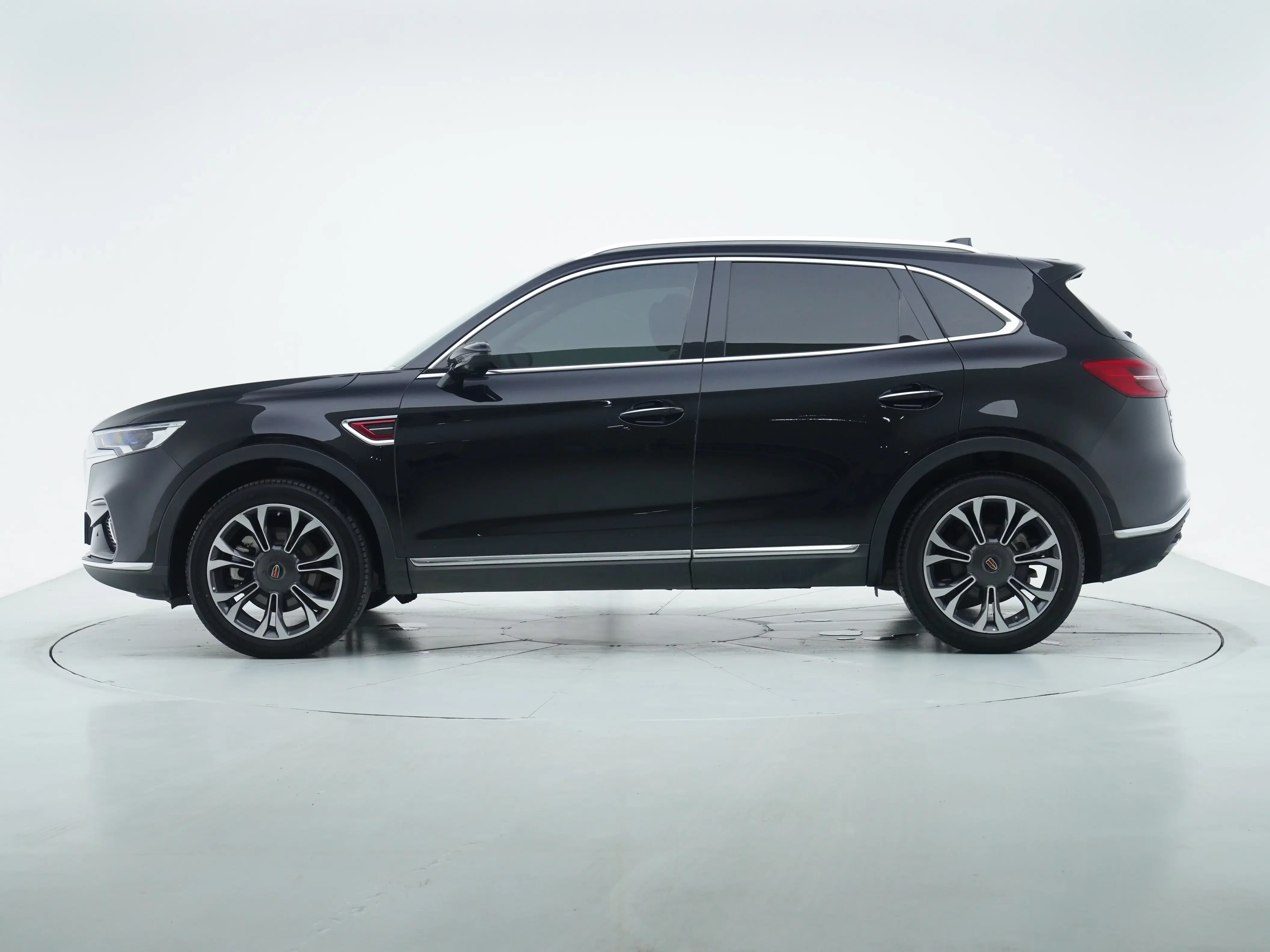 Hongqi HS5
