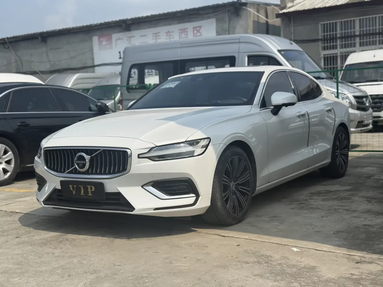 Volvo S60