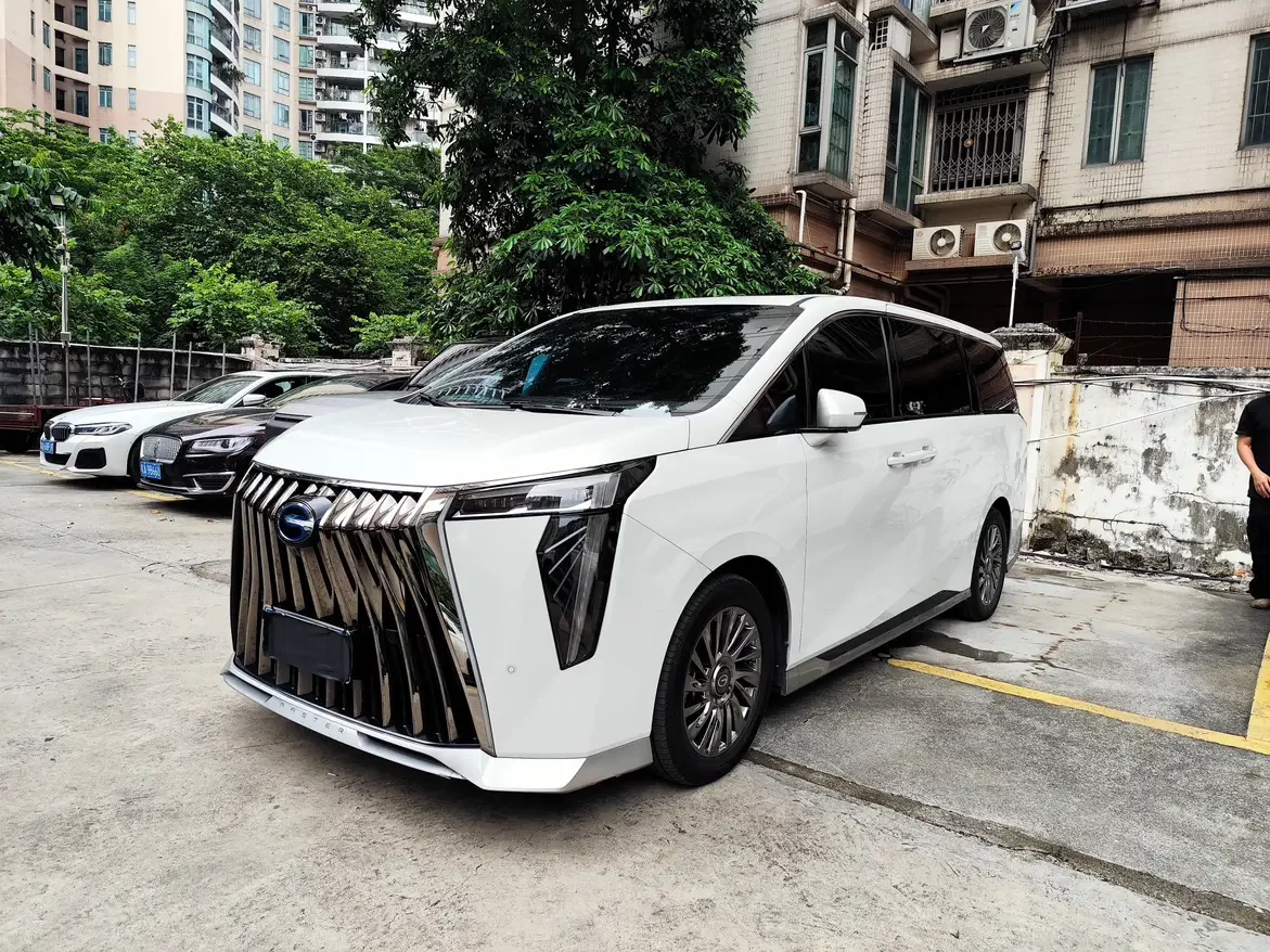 GAC Trumpchi M8