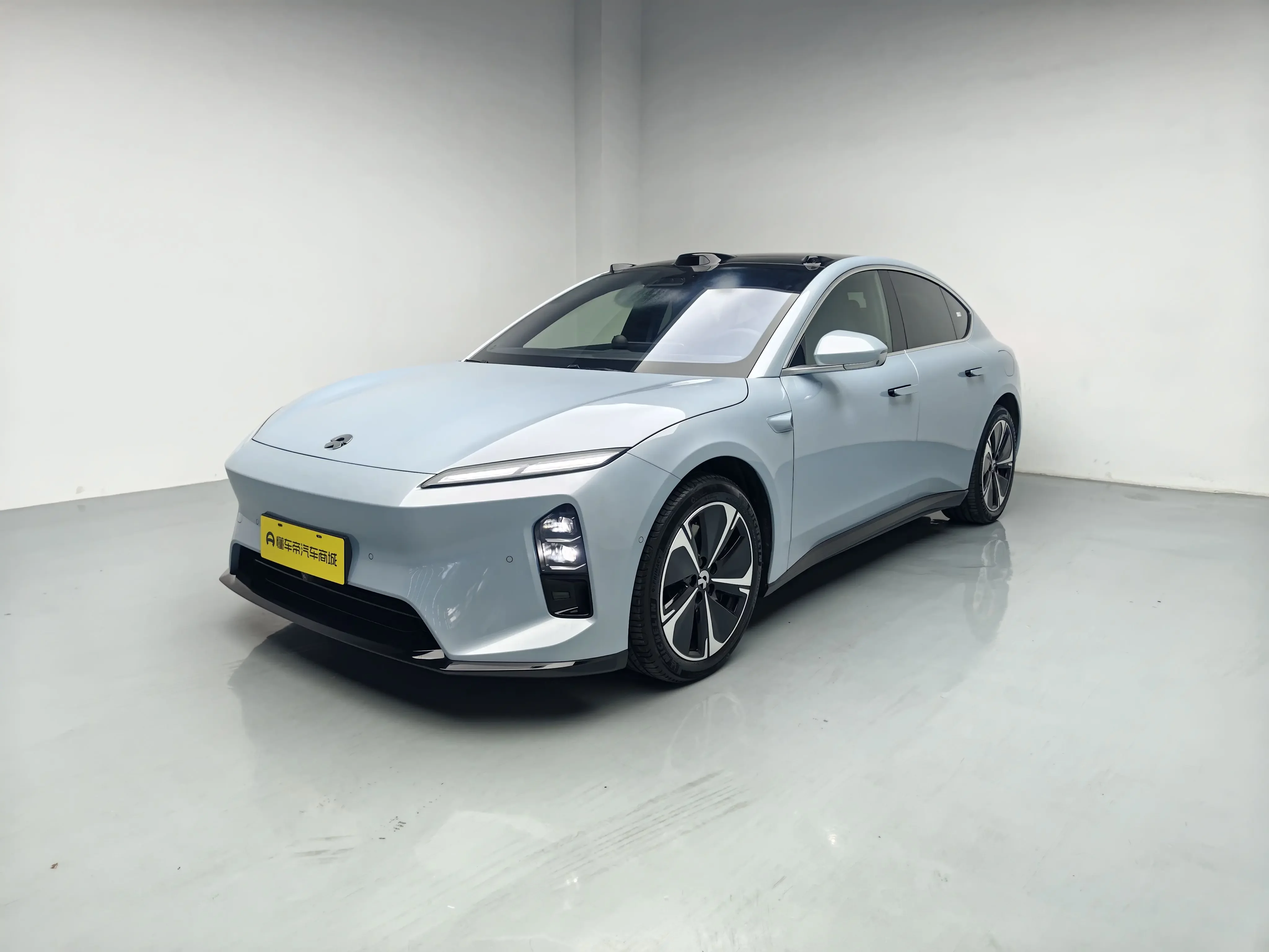 NIO ET5