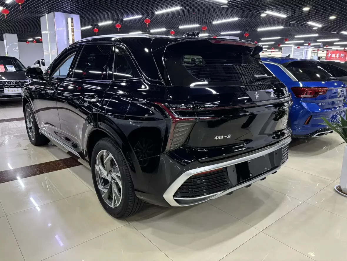 Hongqi HS3 PHEV