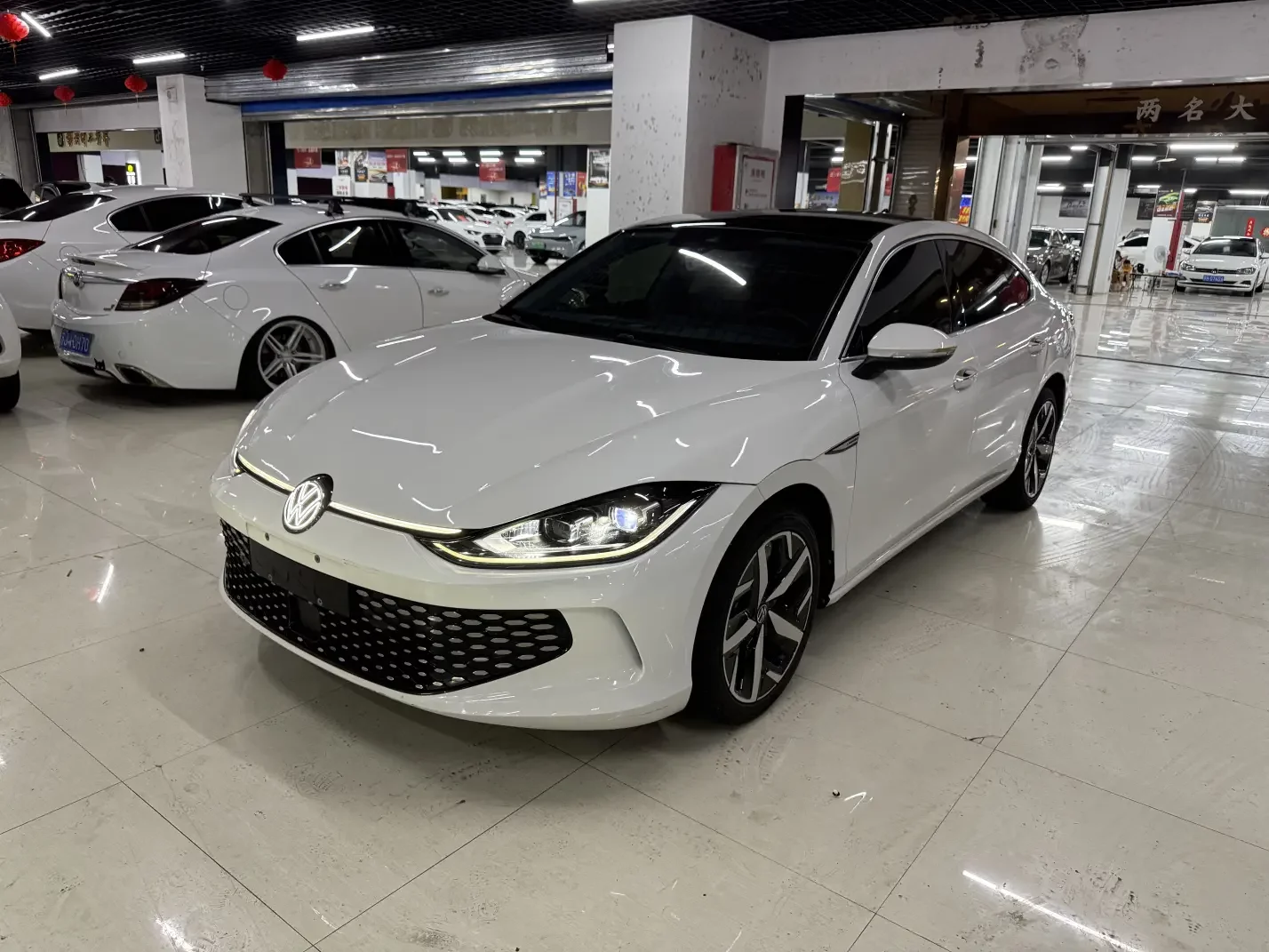 VOLKSWAGEN LAMANDO
