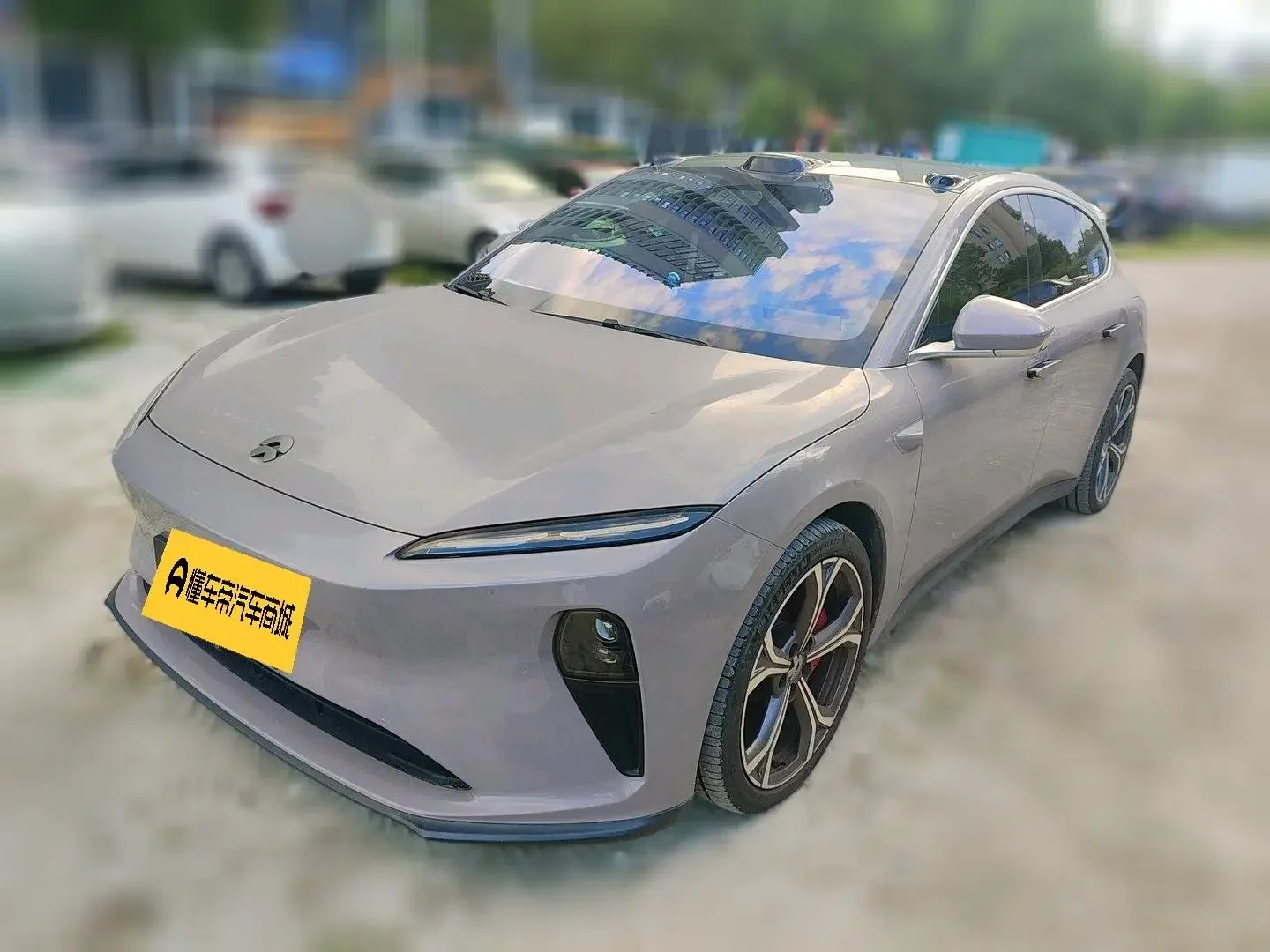 NIO ET5T