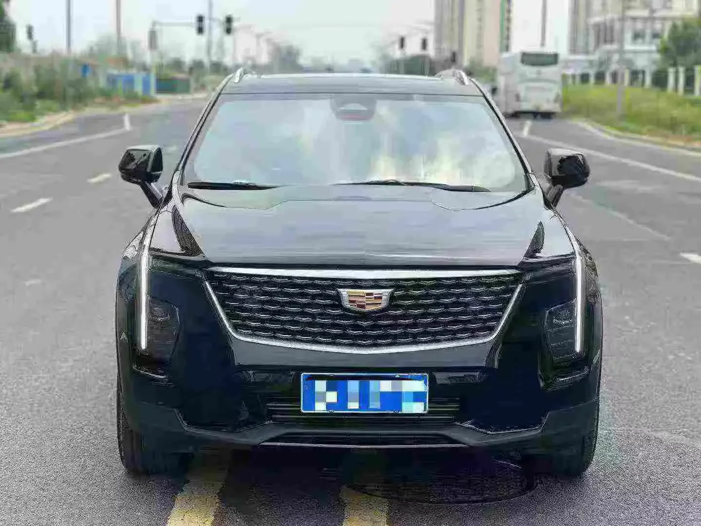 Cadillac XT4  из Китая