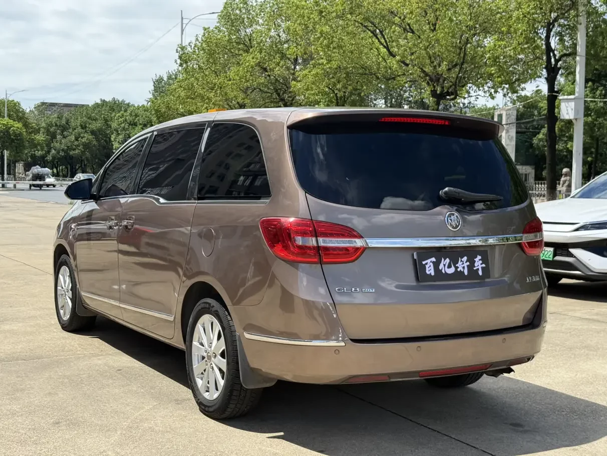Buick GL8