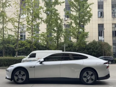 XPeng P7