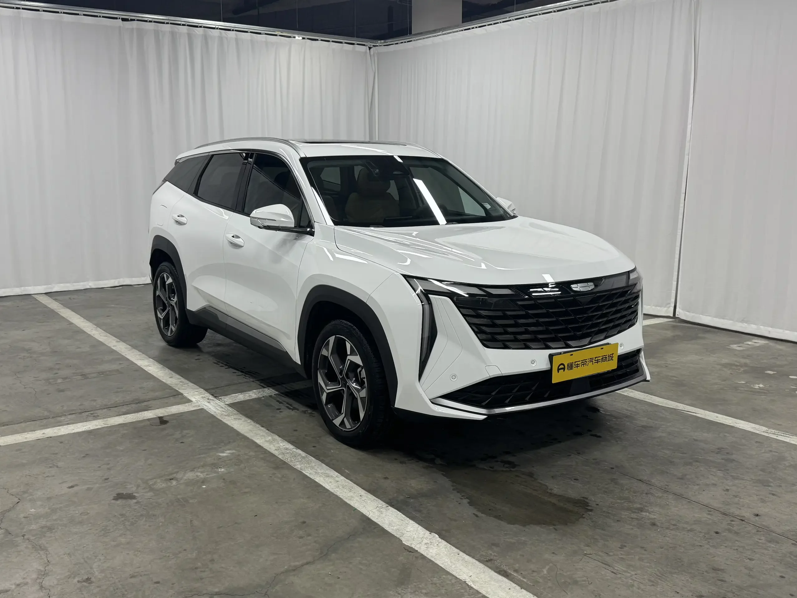 Geely Atlas L