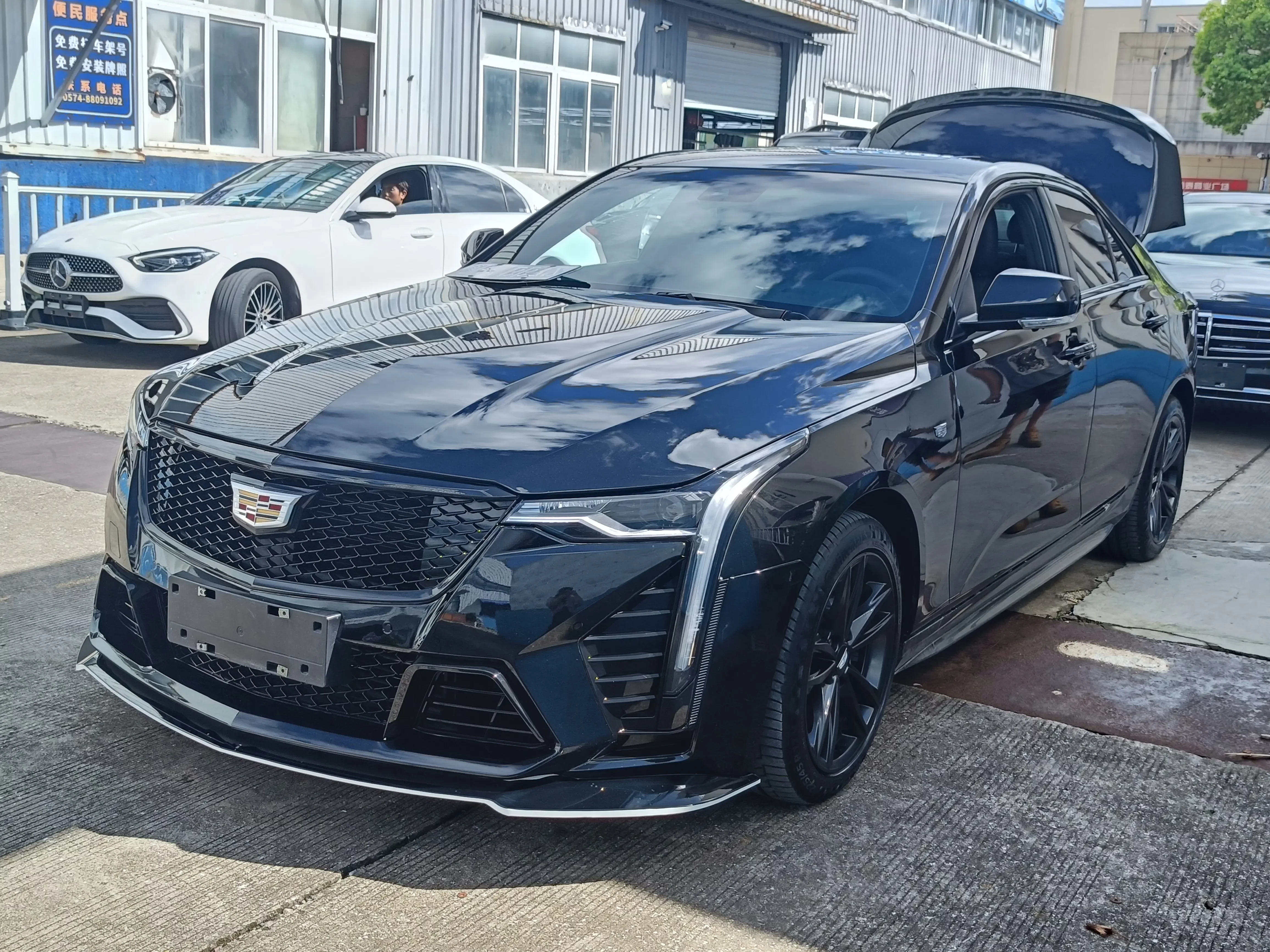 Cadillac CT4  из Китая
